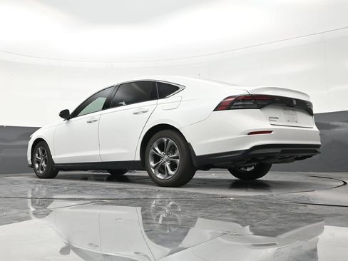Used 2024 Honda Accord EX image 22