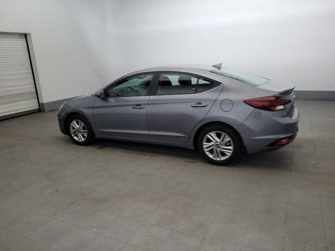 Used 2019 Hyundai Elantra Value Edition w/ Winter Weather Package FWD image 3