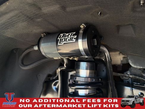 Used 2020 Ford F250 Platinum w/ FX4 Off-Road Package AWD/4WD image 6
