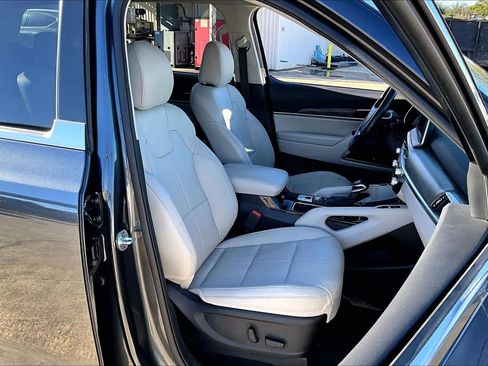 Used 2020 Kia Telluride SX w/ Towing Package image 8