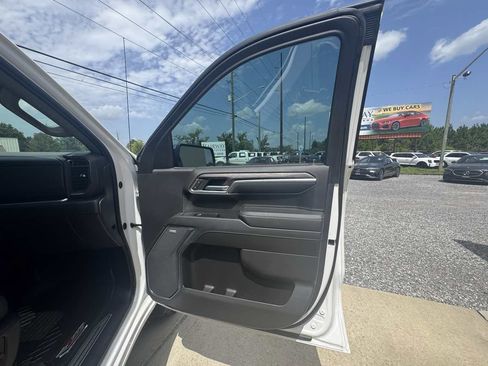 Used 2024 Chevrolet Silverado 1500 LTZ AWD/4WD image 32