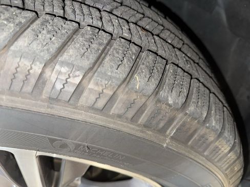 Used 2019 INFINITI QX60 Luxe w/ Essential Package image 11