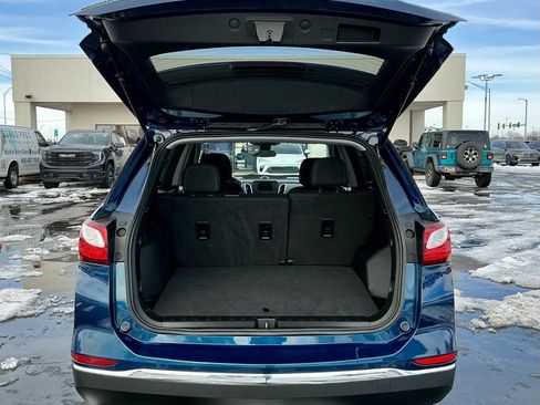 Used 2021 Chevrolet Equinox LT image 17