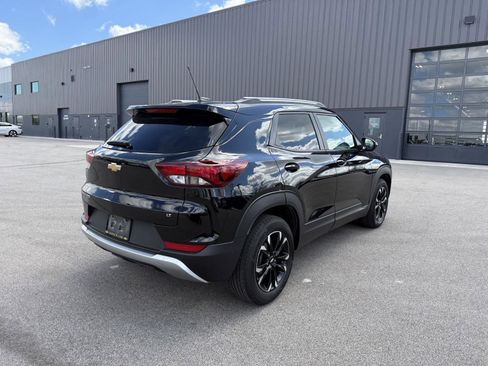 Used 2023 Chevrolet TrailBlazer LT image 3