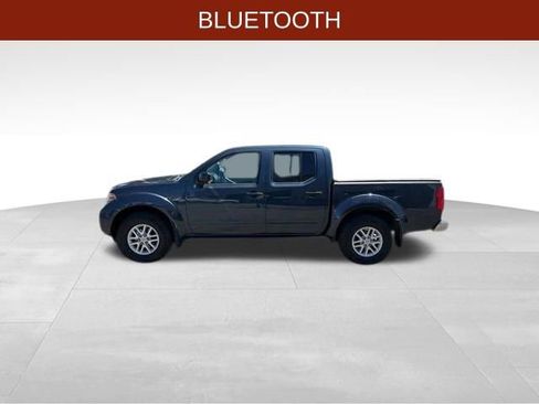 Used 2018 Nissan Frontier SV AWD/4WD image 4