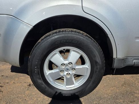Used 2010 Ford Escape XLT FWD image 46