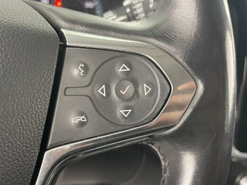 Used 2018 Chevrolet Traverse LT image 37