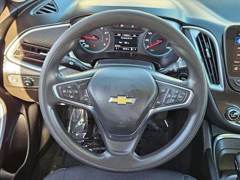 Used 2024 Chevrolet Malibu LT FWD image 14