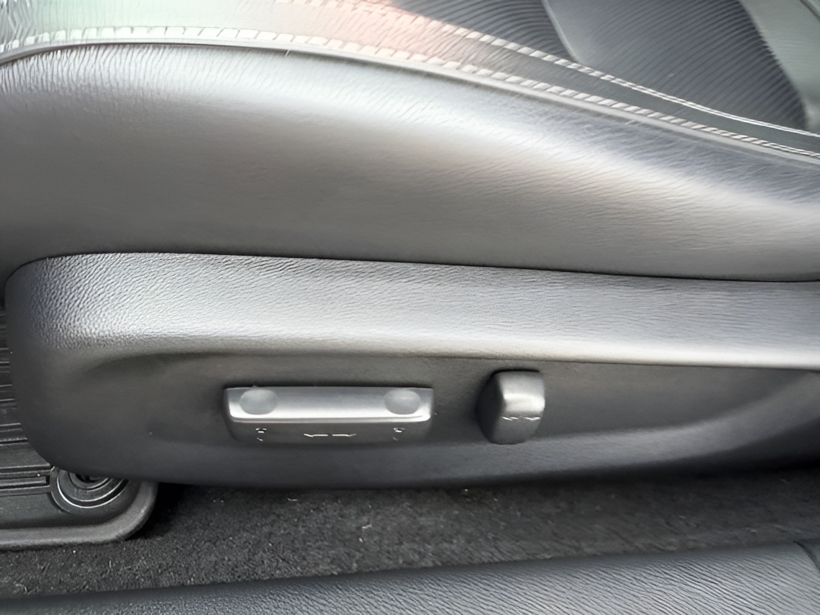 Used 2020 Honda Civic EX-L image 23