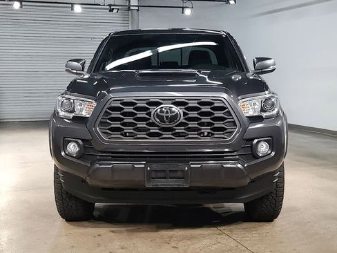 Used 2021 Toyota Tacoma TRD Sport RWD image 2