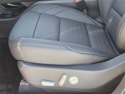 New 2026 Lincoln Nautilus Reserve image 23