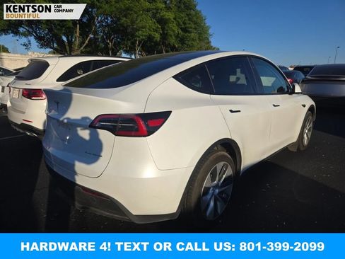 Used 2023 Tesla Model Y Long Range AWD/4WD image 5
