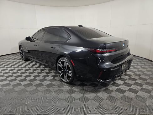 Used 2023 BMW 740i 740i image 8