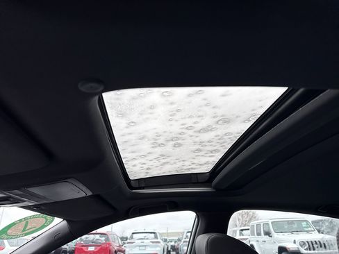 Used 2021 Honda Accord Sport image 14