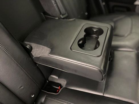 Used 2020 Land Rover Defender 110 HSE image 42