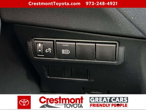 Used 2023 Toyota Corolla Cross LE image 26
