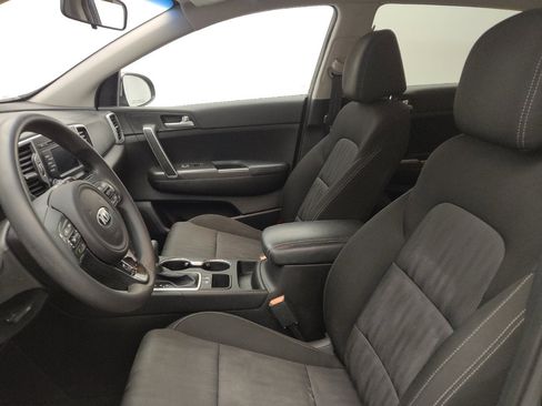 Used 2017 Kia Sportage LX image 17