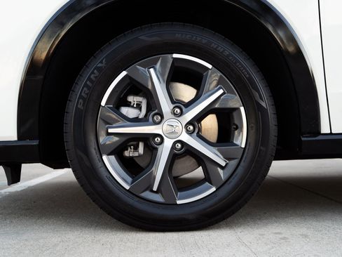 Used 2024 Honda HR-V EX-L image 14