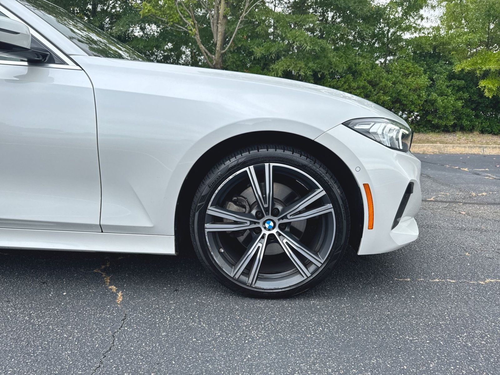 Used 2024 BMW 330i Sedan w/ Premium Package RWD image 2