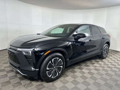 Used 2024 Chevrolet Blazer EV LT image 7