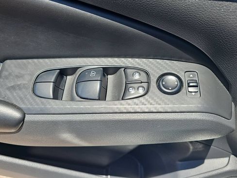 Used 2024 Nissan Altima 2.5 S FWD image 27