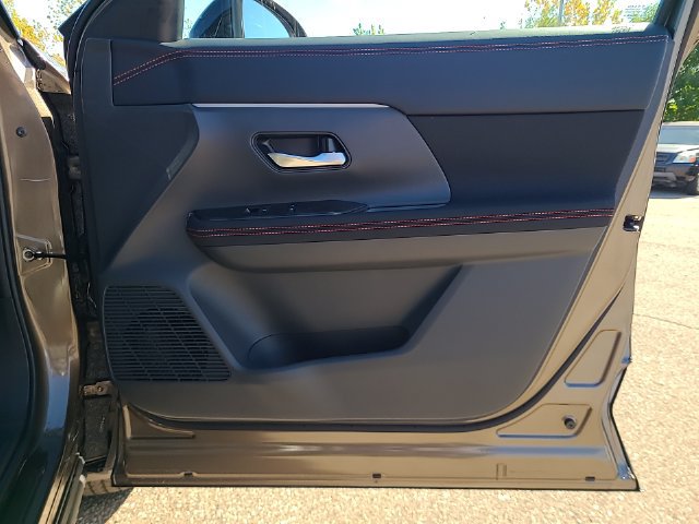 New 2027 Nissan Kicks SV w/ Rock Creek Edition AWD/4WD image 25