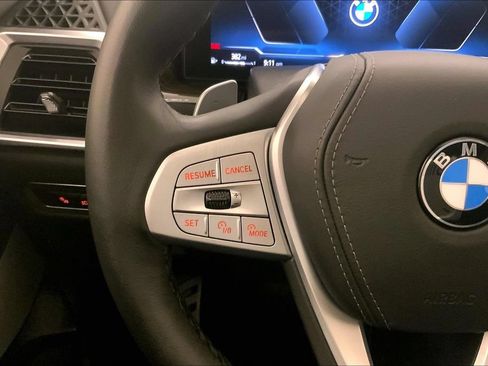 Used 2026 BMW X7 xDrive40i AWD/4WD image 18