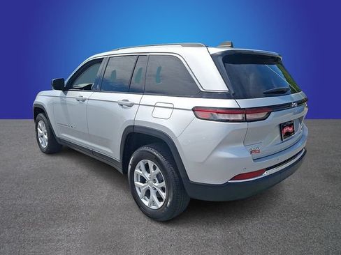 Used 2024 Jeep Grand Cherokee Limited AWD/4WD image 6