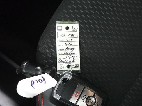 Certified 2025 Ford Escape ST-Line image 33