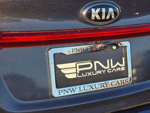 Used 2019 Kia Forte LXS FWD image 13