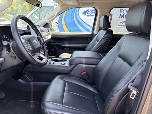 Used 2024 Ford Expedition Max XLT AWD/4WD image 9