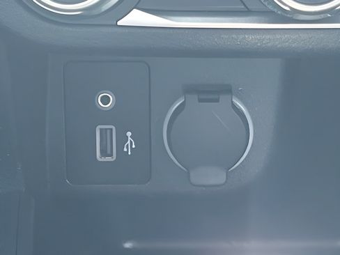 Used 2024 Nissan Kicks S FWD image 28