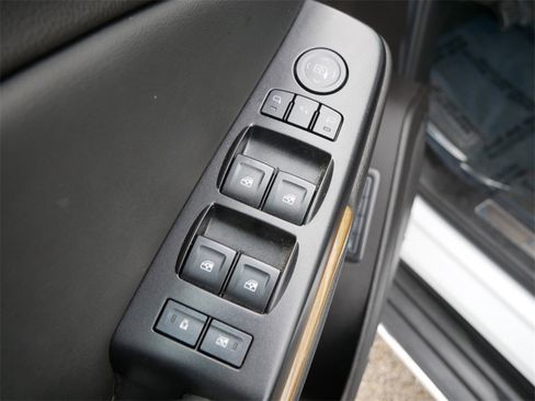 Used 2017 GMC Yukon Denali image 20