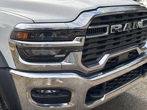 New 2026 RAM 5500 Tradesman w/ Chrome Appearance Group image 12