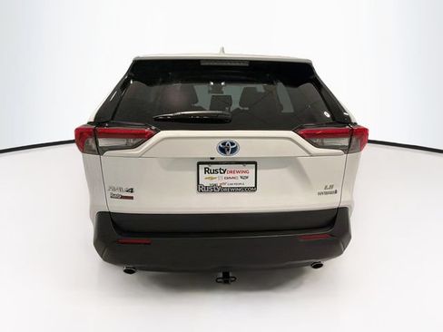 Used 2024 Toyota RAV4 LE AWD/4WD image 6