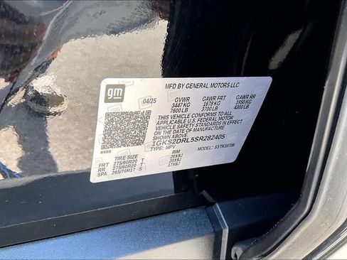 Used 2025 GMC Yukon Denali AWD/4WD image 14
