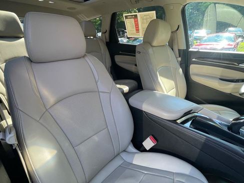 Used 2018 Buick Enclave Essence w/ Trailering Package AWD/4WD image 31