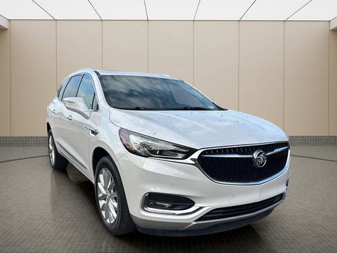 Used 2018 Buick Enclave Premium FWD image 7