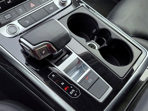 Used 2022 Audi Q7 3.0T Premium Plus image 21