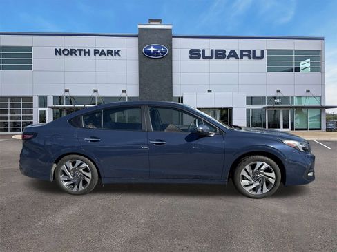 Used 2024 Subaru Legacy Touring XT image 2