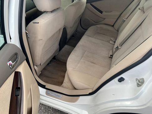 Used 2012 Nissan Altima 2.5 S w/ Convenience Pkg FWD image 12