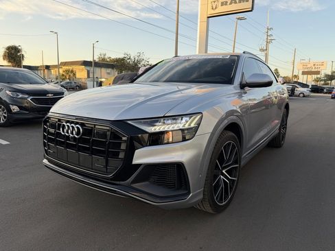 Used 2021 Audi Q8 Premium Plus w/ Premium Plus Package image 2