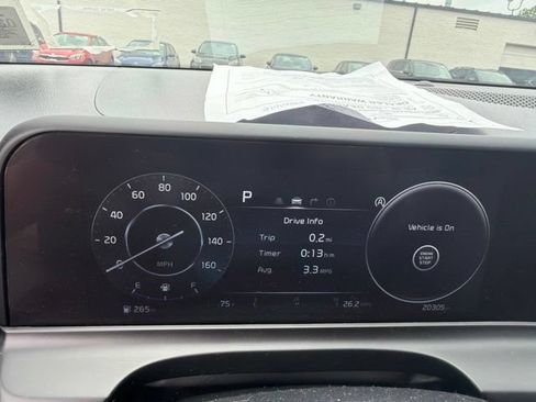 Used 2024 Kia Seltos S AWD/4WD image 12