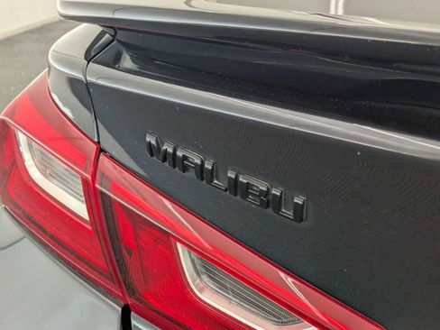 Used 2022 Chevrolet Malibu RS FWD image 13