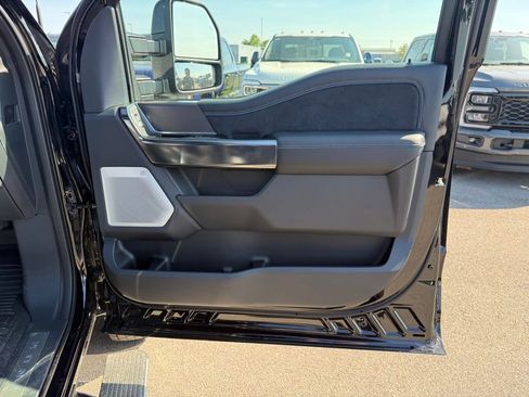 New 2026 Ford F450 4x4 Crew Cab Super Duty image 16