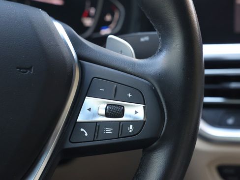 Used 2021 BMW 330i Sedan w/ Convenience Package image 31