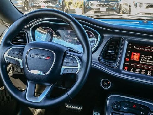 Used 2015 Dodge Challenger R/T Plus image 26