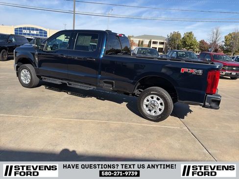Used 2024 Ford F350 XLT image 9