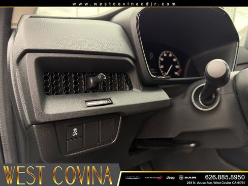 Used 2025 Honda CR-V EX image 17