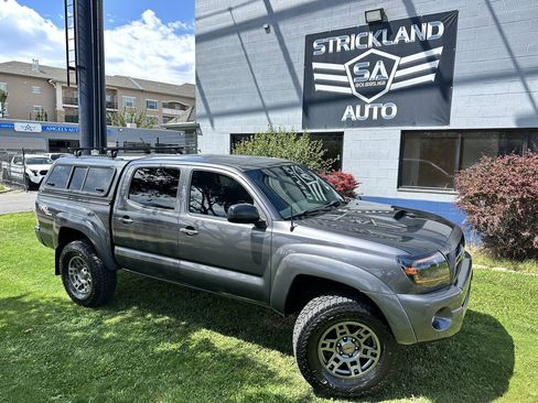 Used 2010 Toyota Tacoma 4x4 Double Cab image 2